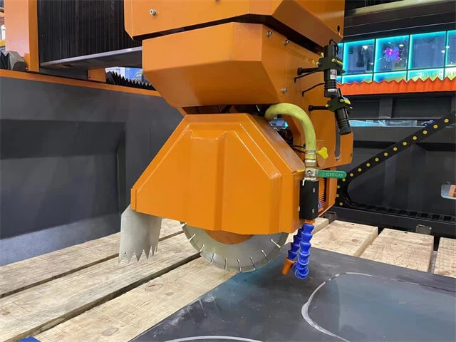 Four-axis Infrared Bridgesaw Stone Cutting Machine For Marble